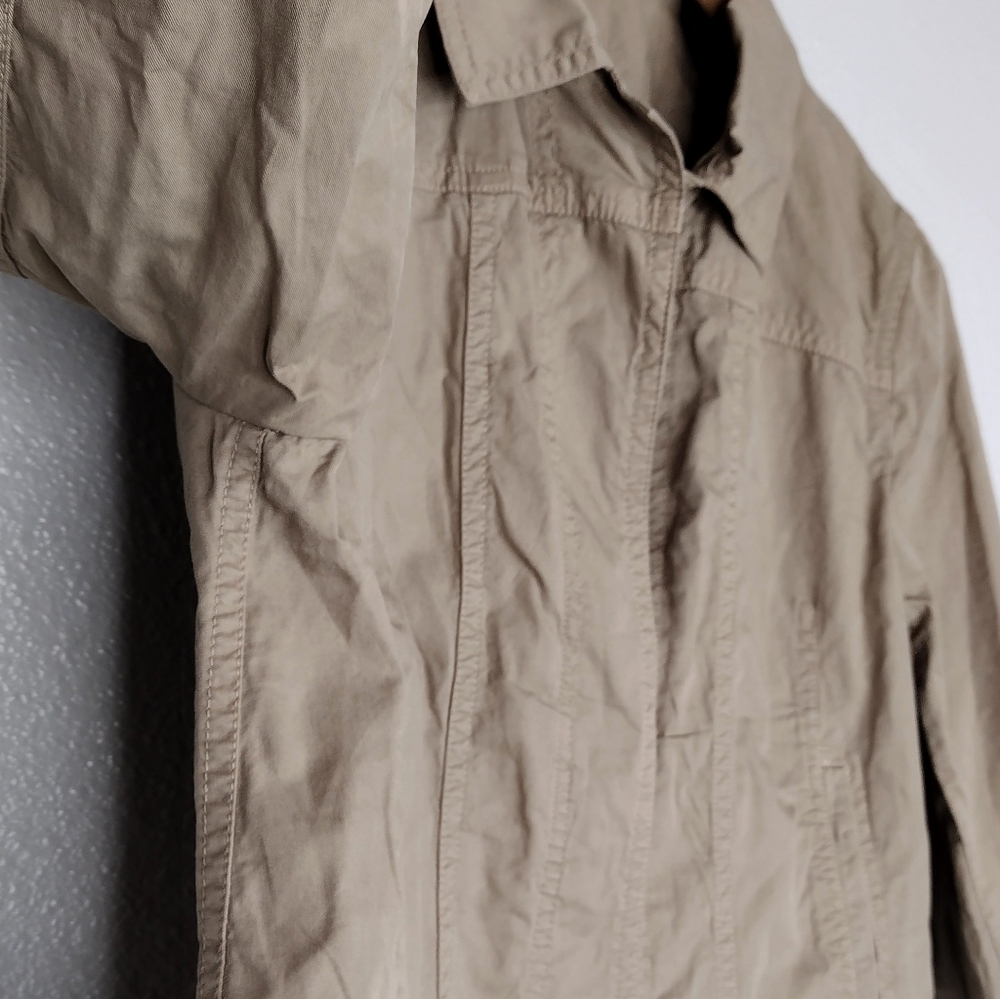 Theory Khaki Button-Down Jacket - Picture 6 of 15